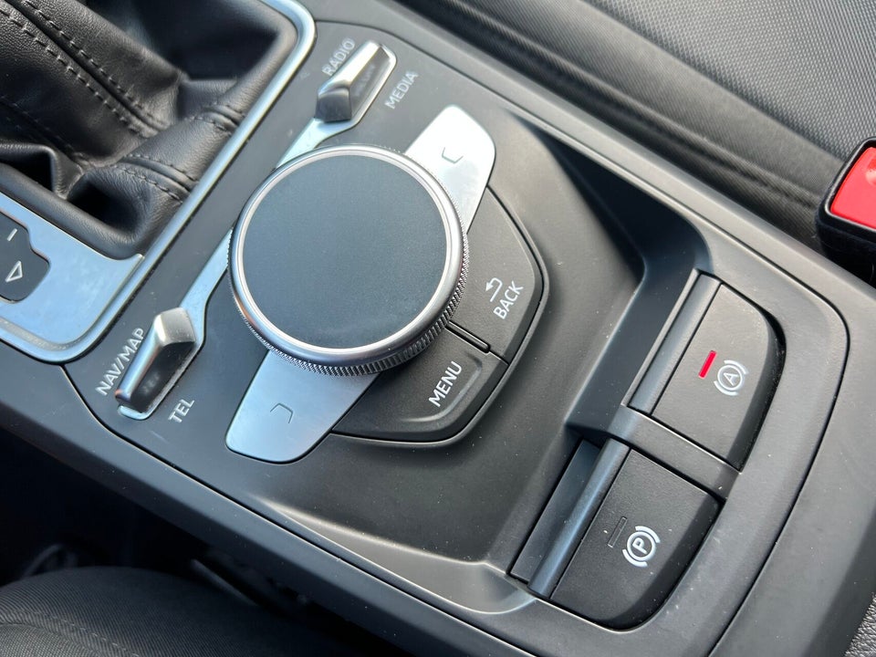 Audi Q2 35 TFSi Prestige S-tr. 5d