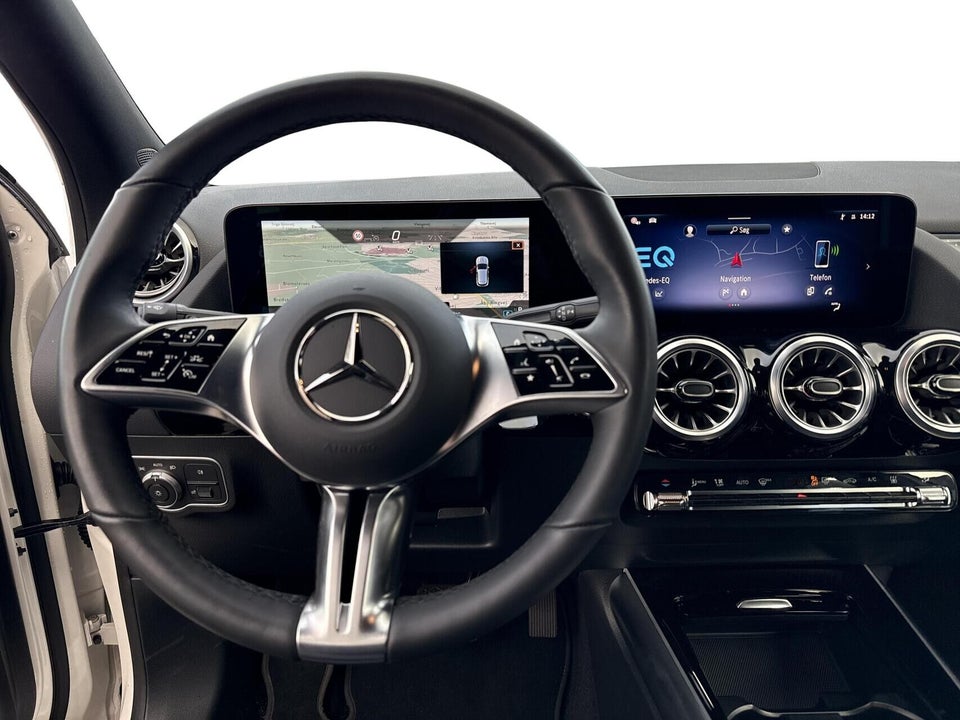 Mercedes EQA300 Progressive 4Matic 5d