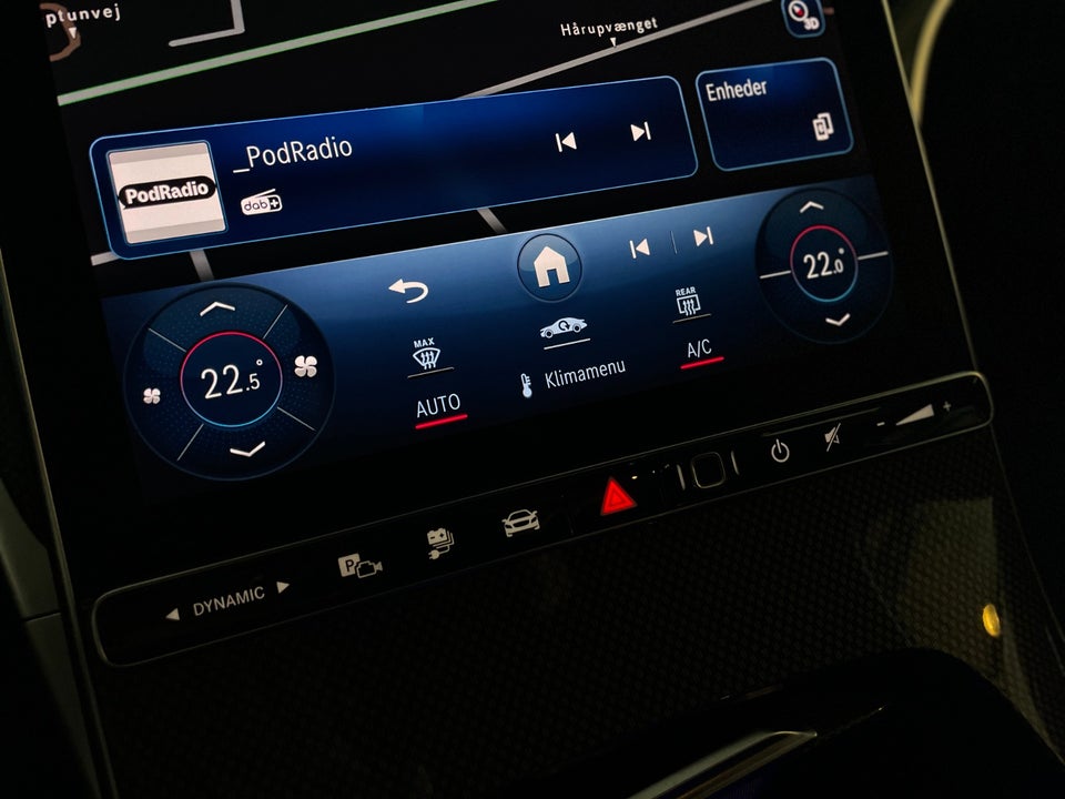 Mercedes C300 e 2,0 AMG Line stc. aut. 5d