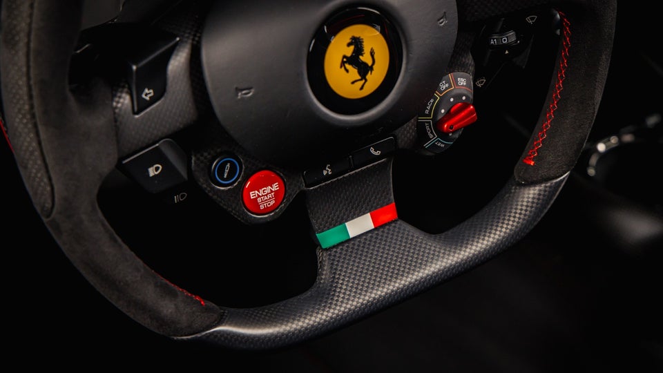 Ferrari 812 Competizione 6,5 DCT 2d