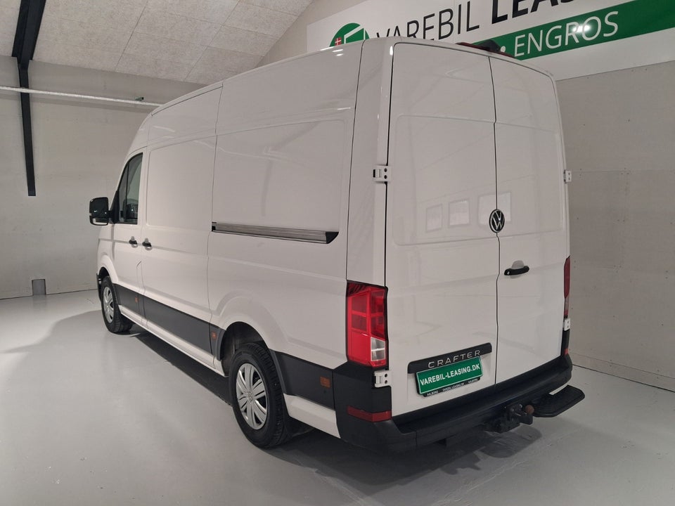 VW Crafter 35 2,0 TDi 177 Kassevogn L3H3 aut.