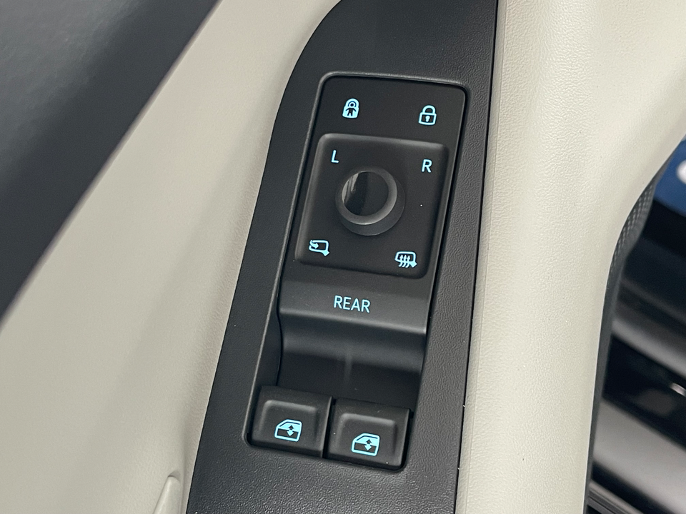 Ford Capri 82 Select Extended Range 5d