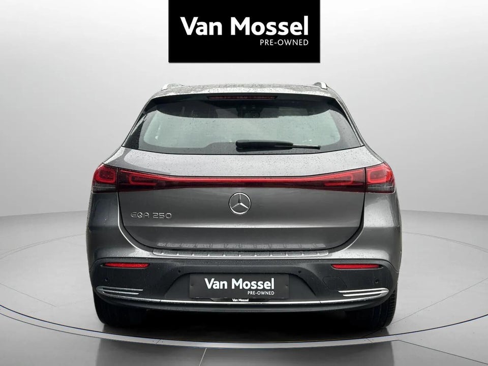 Mercedes EQA250 Progressive 5d