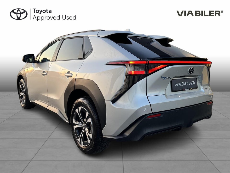 Toyota bZ4X Active 5d