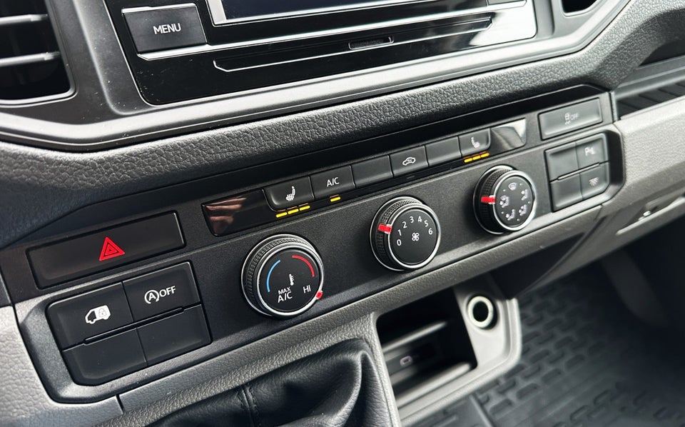 VW Crafter 35 2,0 TDi 177 Kassevogn L4H3