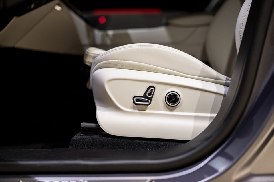 Maserati Grecale Folgore 5d