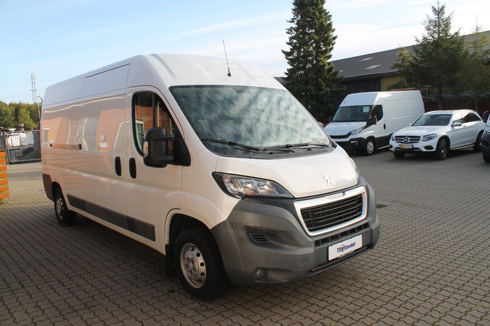 Peugeot Boxer 335 2,0 BlueHDi 163 L3H2