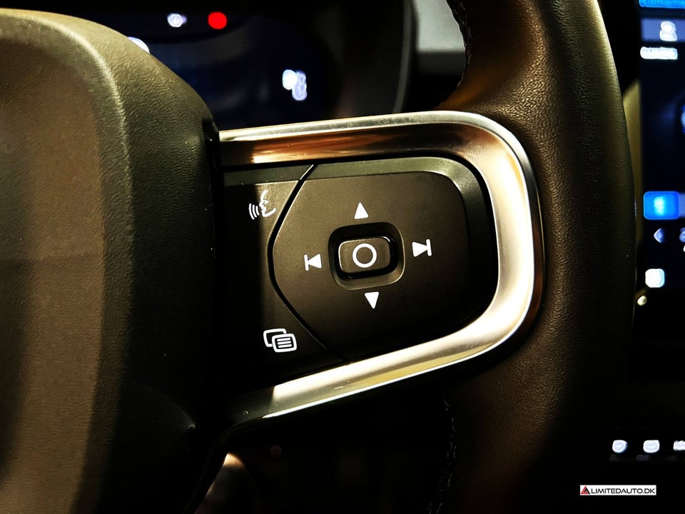 Volvo XC40 P6 ReCharge Plus 5d