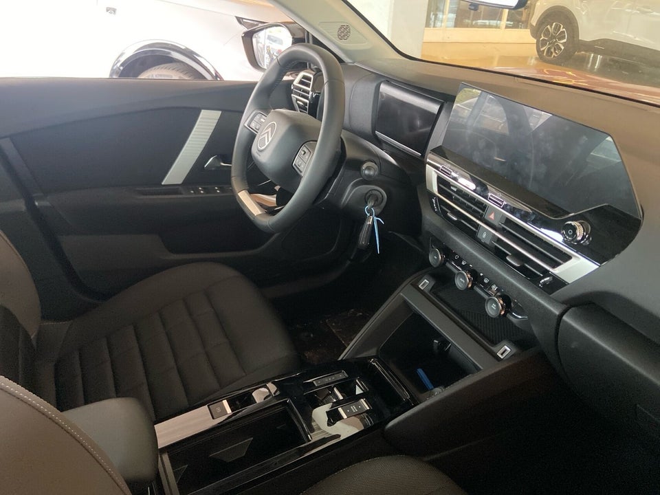 Citroën ë-C4 X 50 Concorde Premiere Pack 4d