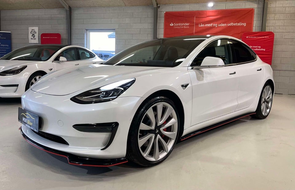 Tesla Model 3 Performance AWD 4d