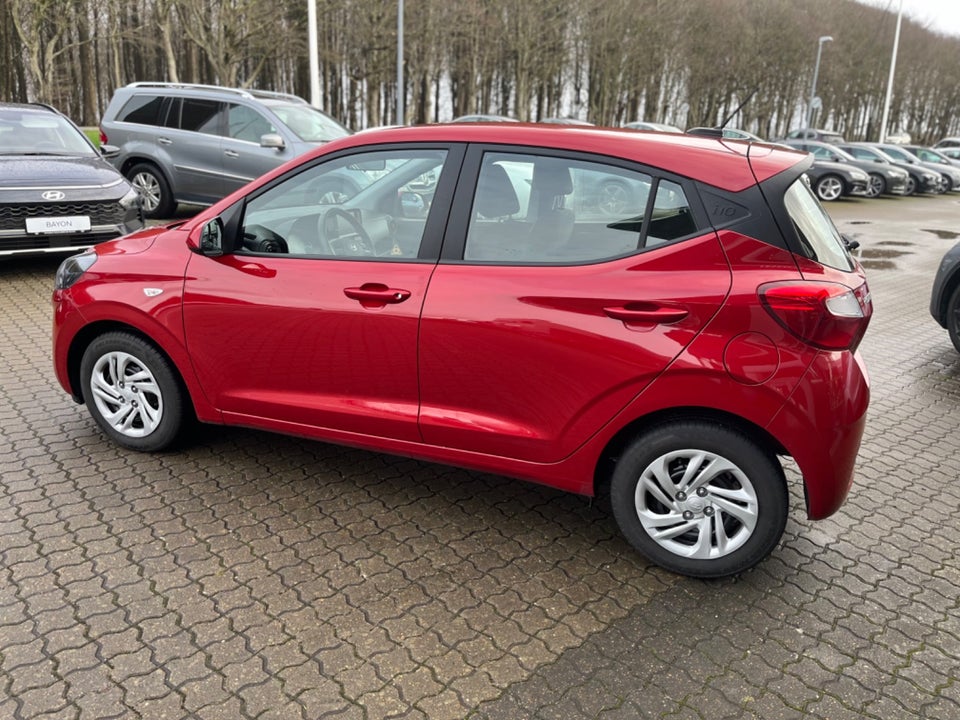 Hyundai i10 1,0 MPi Essential 5d