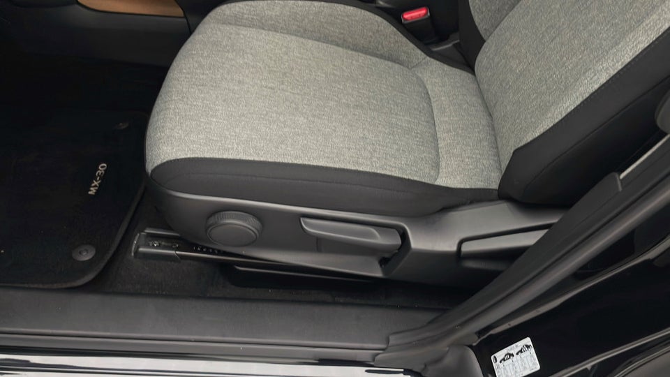 Mazda MX-30 e-SkyActive Exclusive-Line 5d