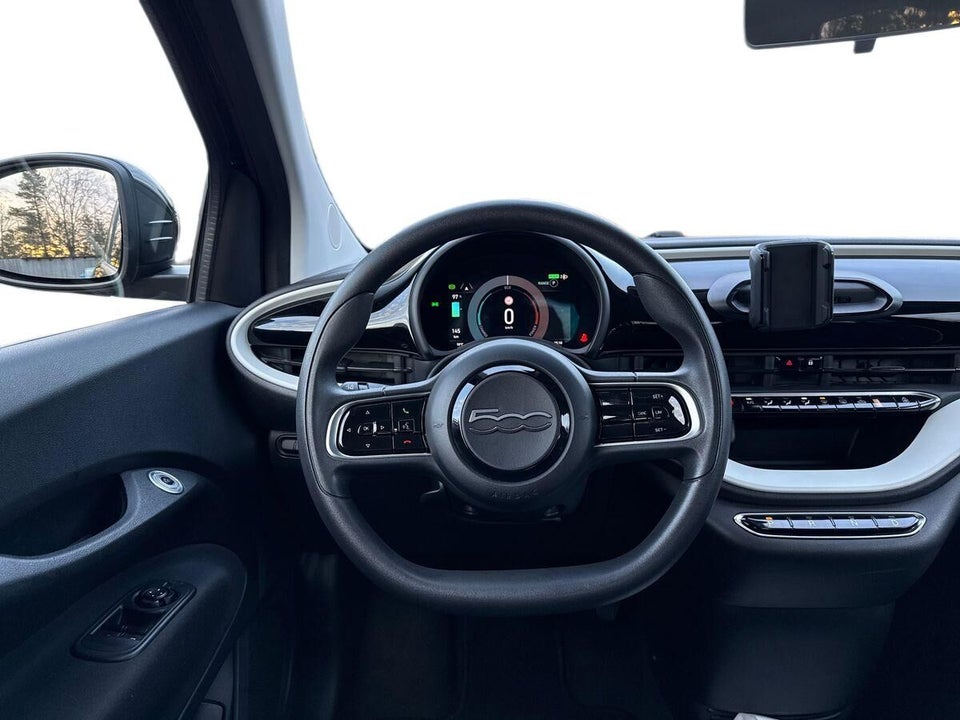 Fiat 500e 24 Action 3d