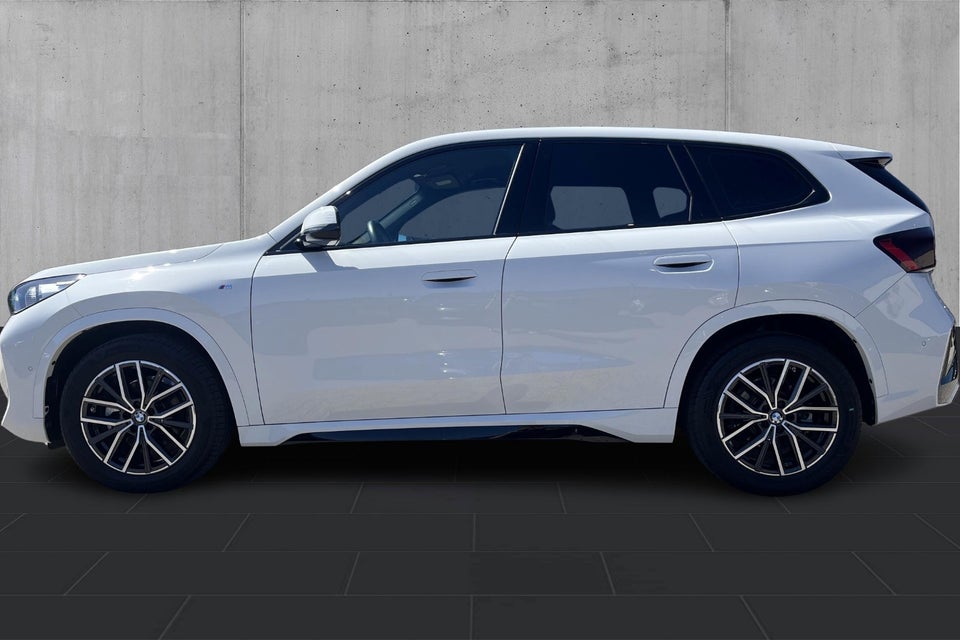 BMW iX1 eDrive20 M-Sport 5d