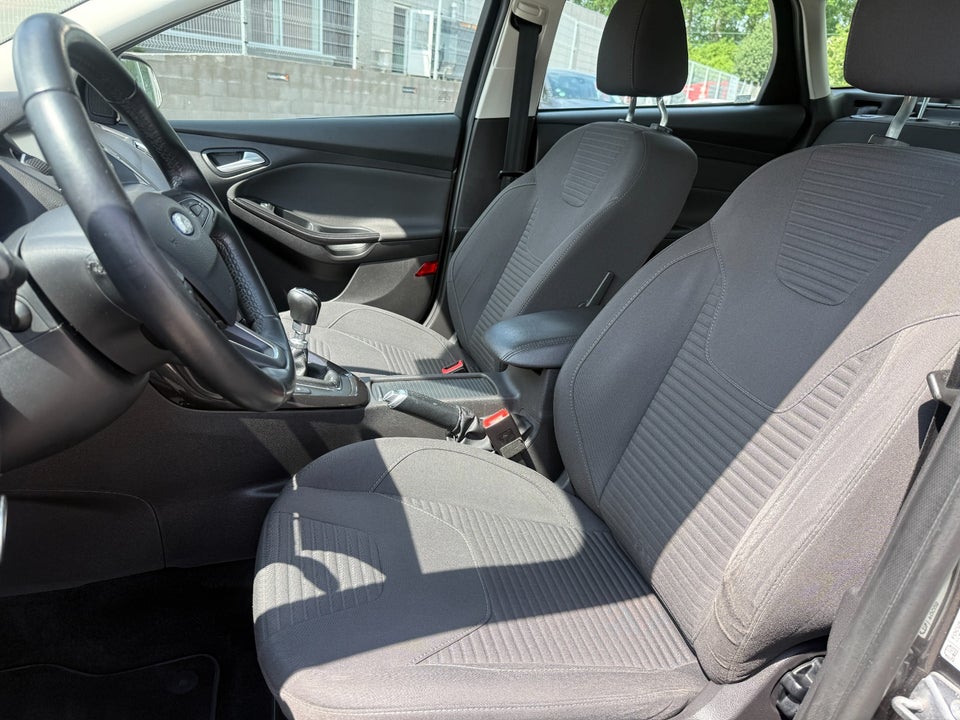 Ford Focus 1,0 SCTi 125 Titanium stc. 5d