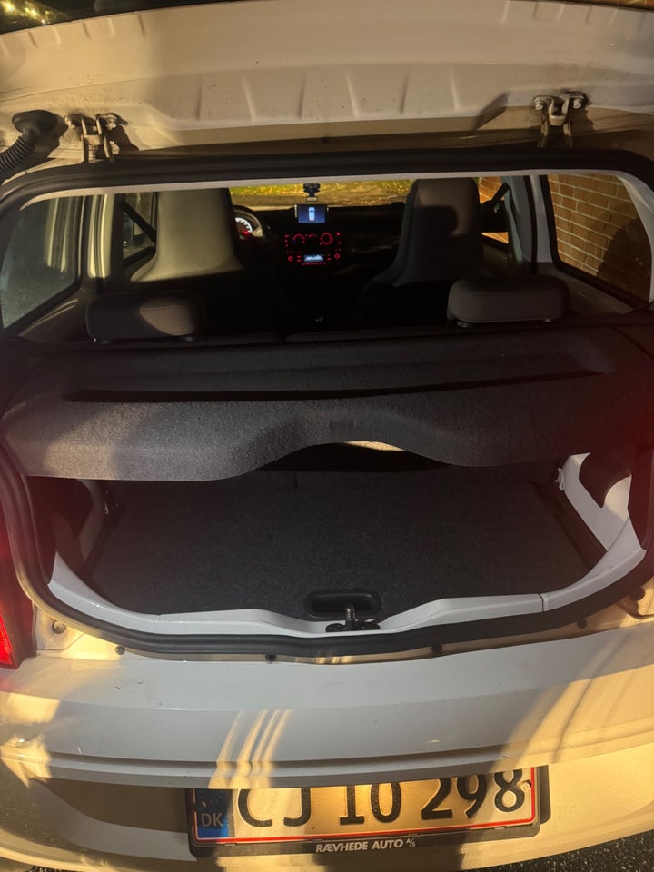 VW Up! 1,0 60 Black Up! 5d