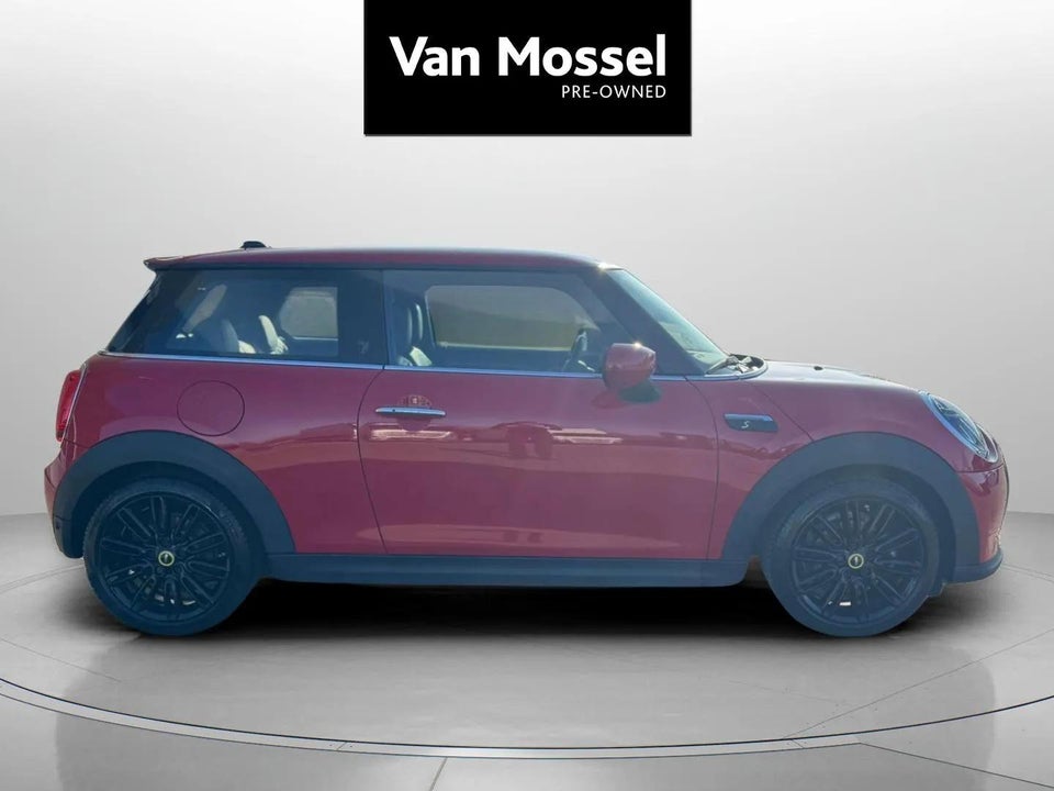 MINI Cooper SE Younique Trim 3d