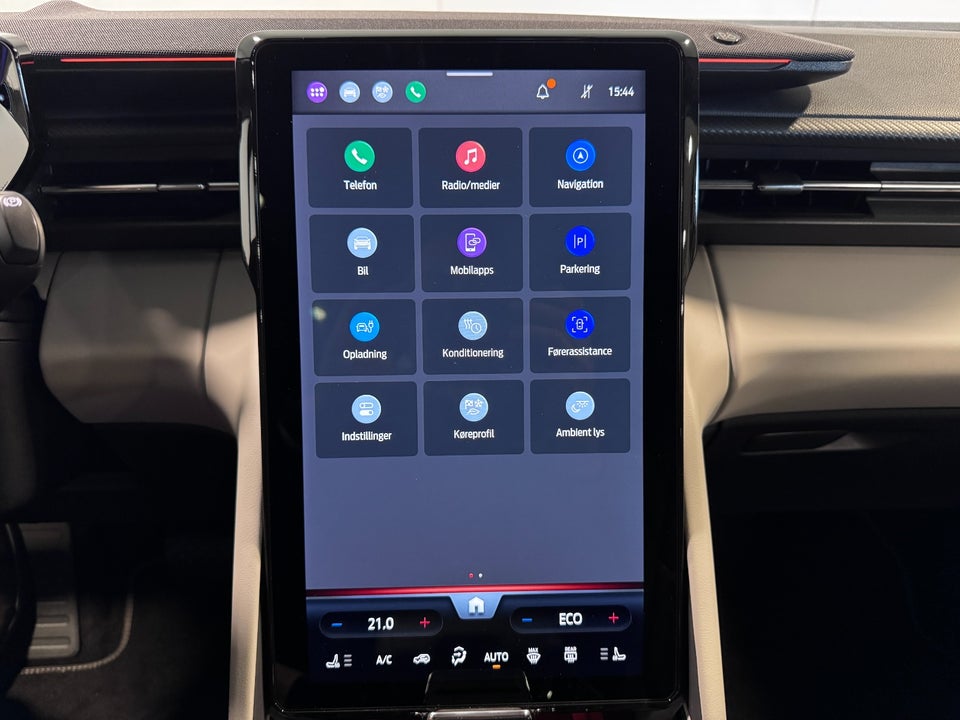 Ford Explorer 77 Premium Extended Range 5d