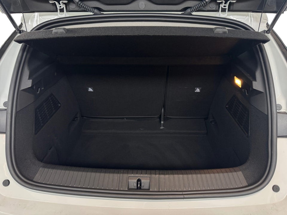 Renault Megane E-Tech 40 Equilibre 5d