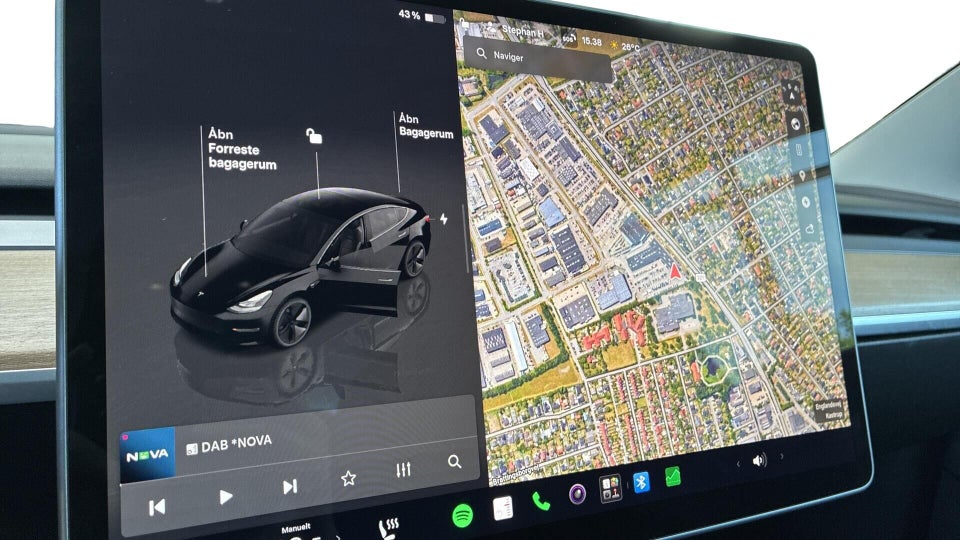 Tesla Model 3 Long Range RWD 4d