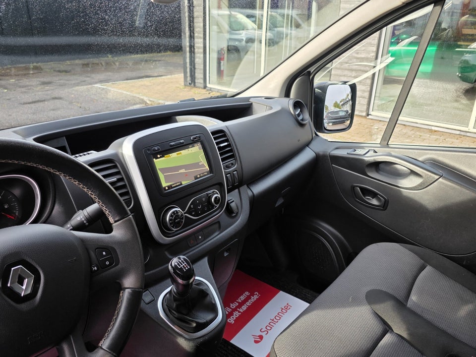 Renault Trafic T29 2,0 dCi 120 L2H1