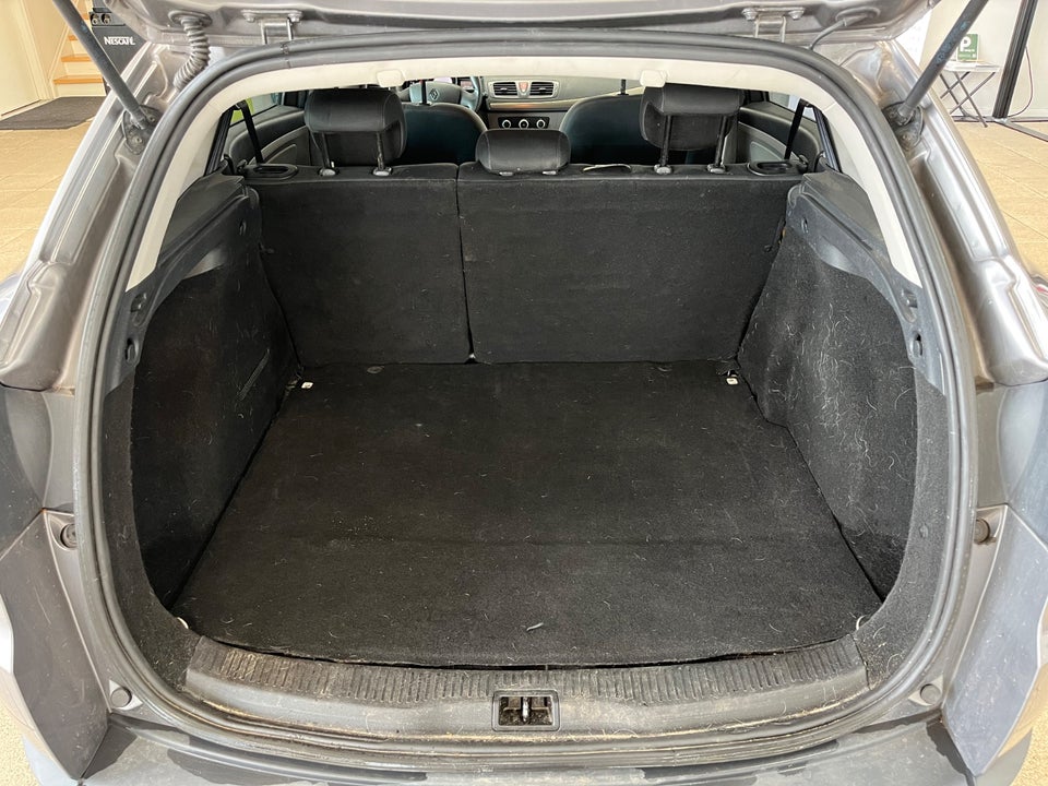 Renault Megane III 1,5 dCi 90 Authentique 5d