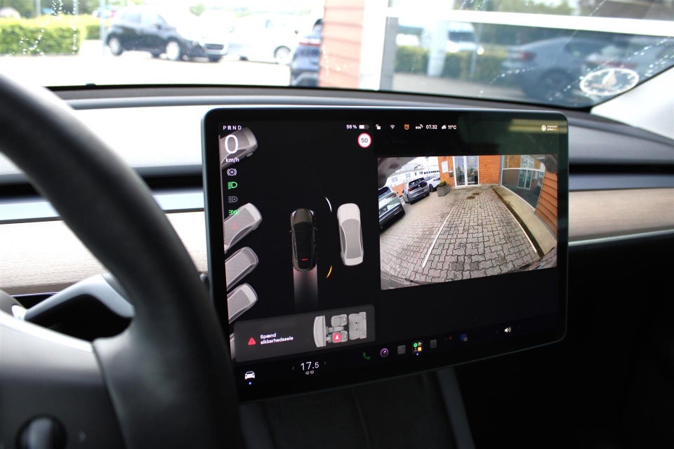 Tesla Model Y Long Range AWD 5d