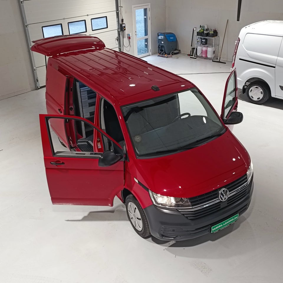 VW Transporter 2,0 TDi 150 Kassevogn DSG lang