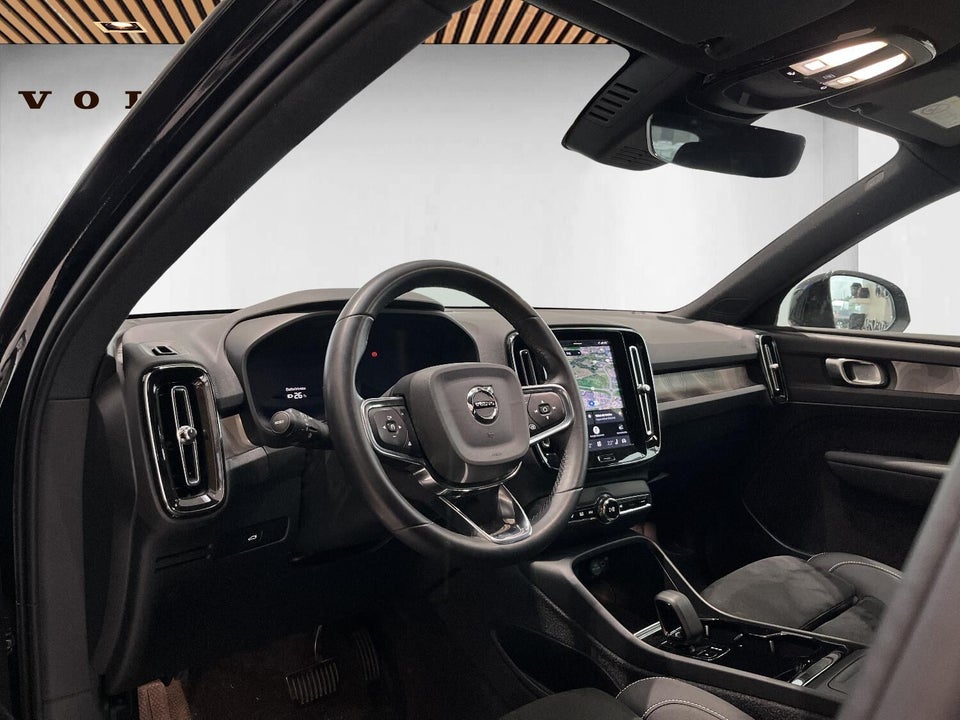 Volvo XC40 ReCharge Extended Range Plus 5d