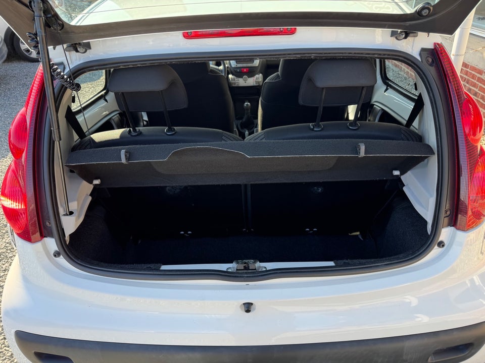 Peugeot 107 1,0 Active 5d