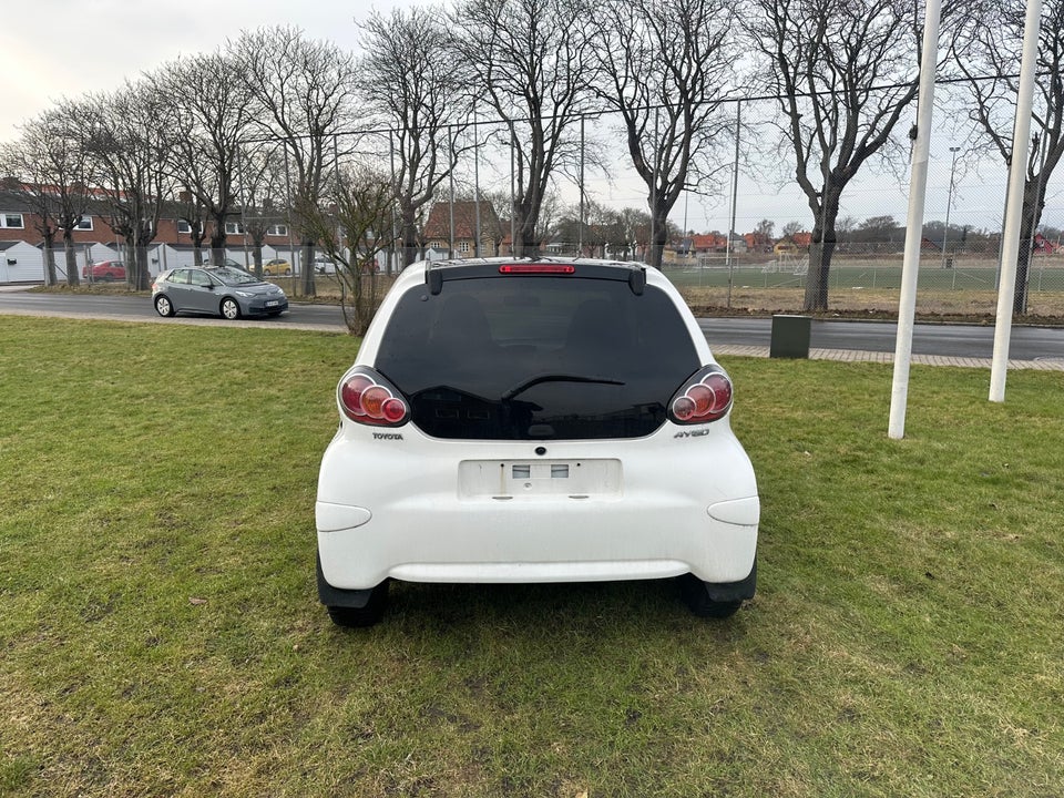 Toyota Aygo 1,0 VVT-i Comfort 5d