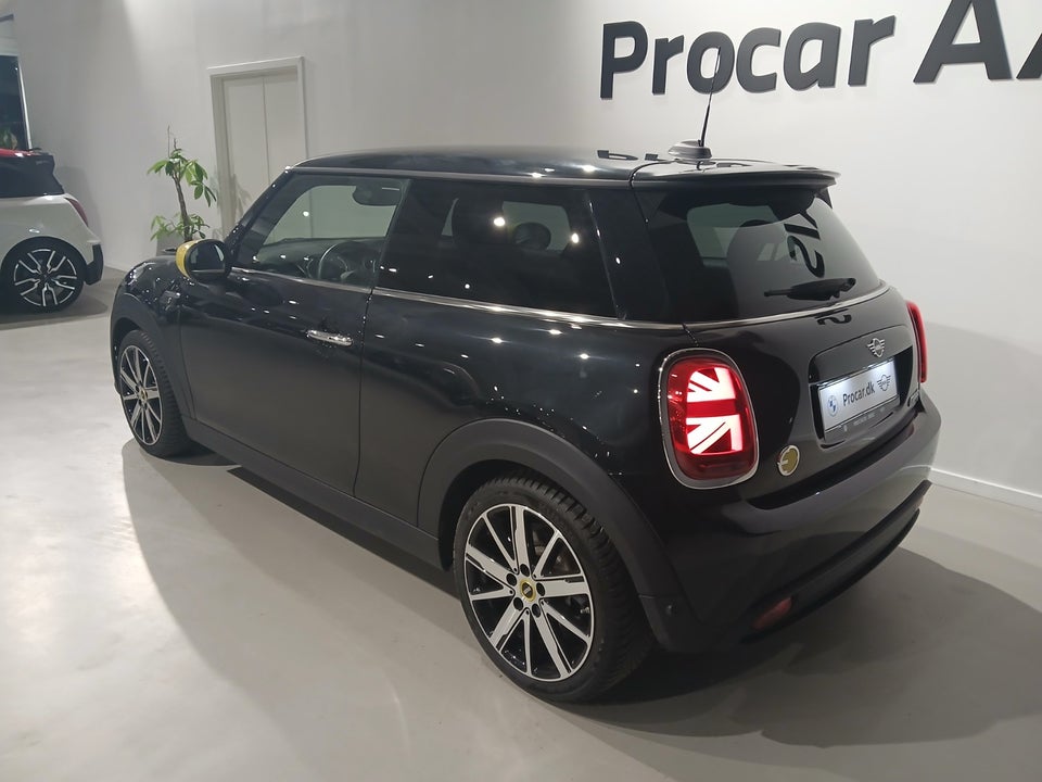 MINI Cooper SE Yours Trim 3d