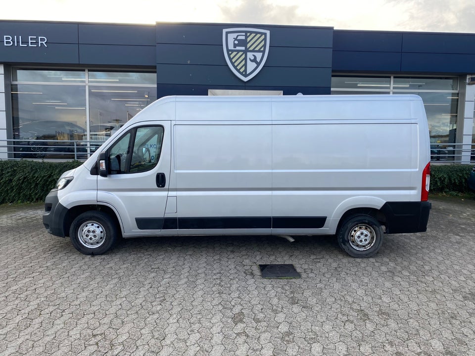 Peugeot Boxer 333 2,0 BlueHDi 130 L3H2 Premium