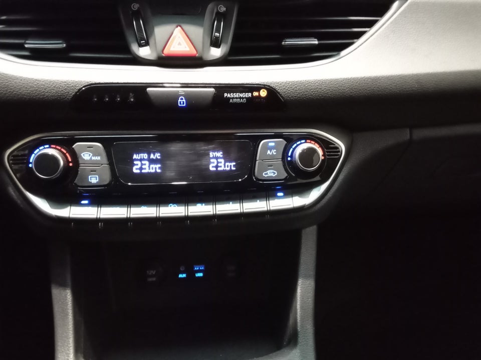 Hyundai i30 1,0 T-GDi Go! stc. 5d