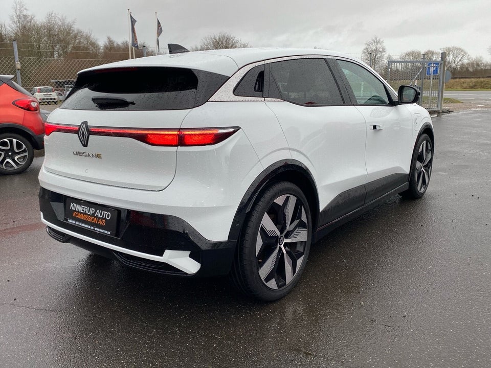 Renault Megane E-Tech 40 Techno 5d