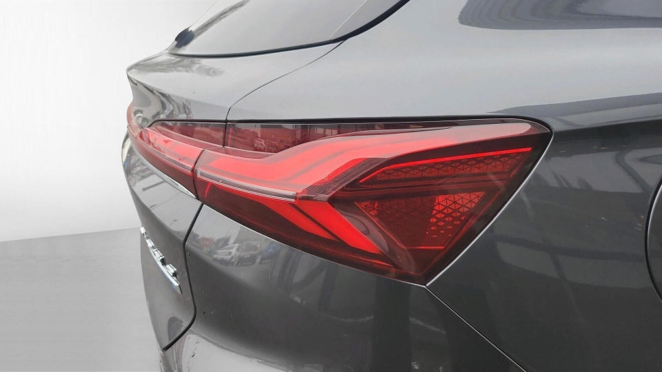 MG Marvel R Performance 5d