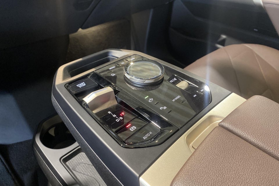 BMW iX xDrive40 5d