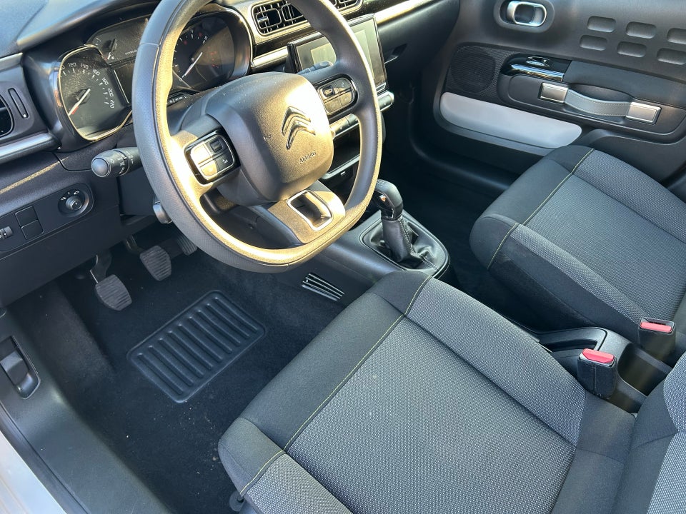 Citroën C3 1,2 PureTech 83 Shine 5d