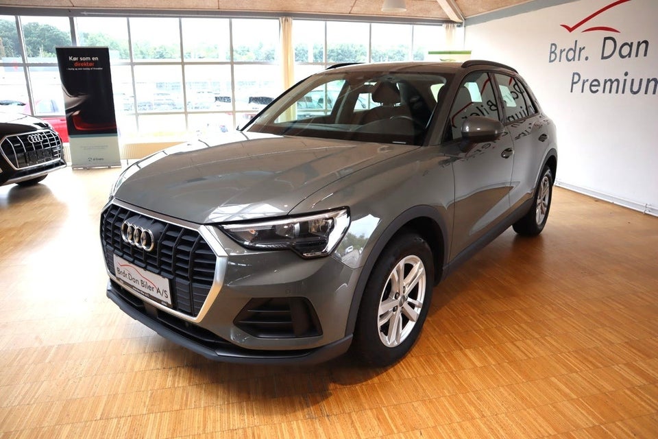 Audi Q3 35 TFSi Advanced Prestige S-tr. 5d