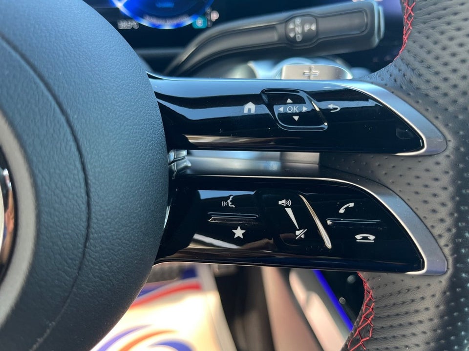 Mercedes EQB300 AMG Line 4Matic 5d