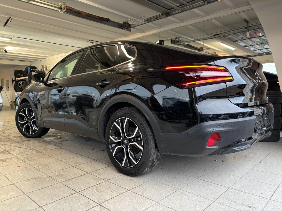 Citroën ë-C4 X 50 Shine 4d