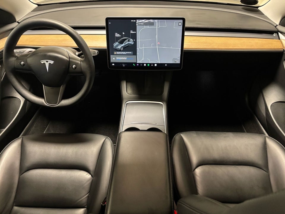 Tesla Model 3 Long Range AWD 4d