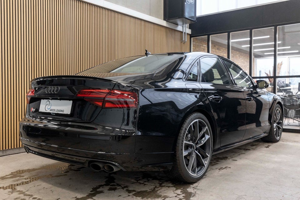 Audi S8 4,0 TFSi quattro Tiptr. 4d