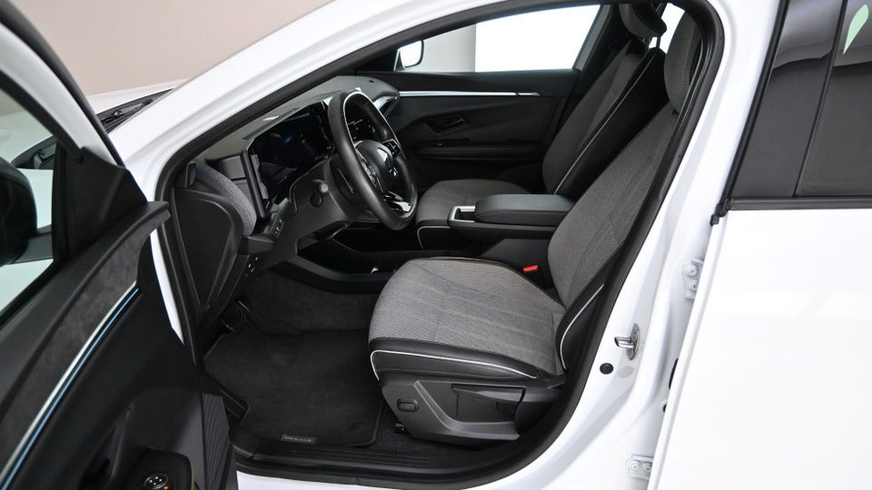 Renault Megane E-Tech 60 Techno 5d