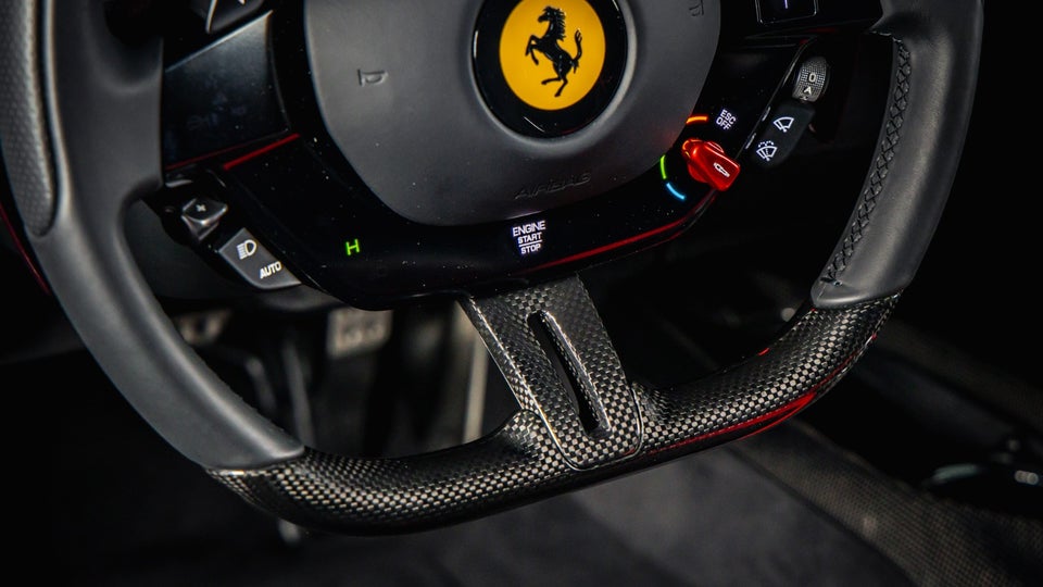 Ferrari 296 GTB 2,9 DCT 2d