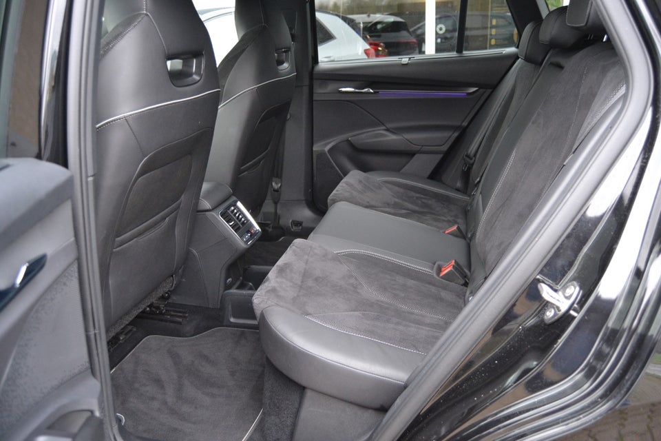 Skoda Enyaq 80x iV Sportline 5d