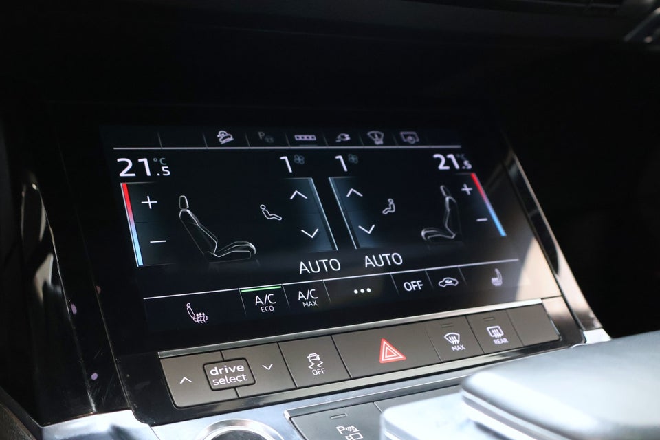 Audi e-tron 55 S-line quattro 5d