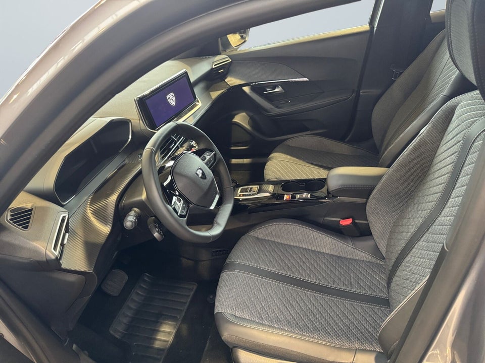 Peugeot e-2008 50 Allure 5d