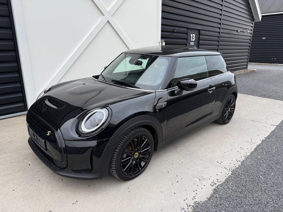 MINI Cooper SE Classic 3d