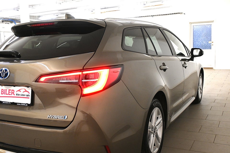 Toyota Corolla 1,8 Hybrid Active Smart Touring Sports MDS 5d